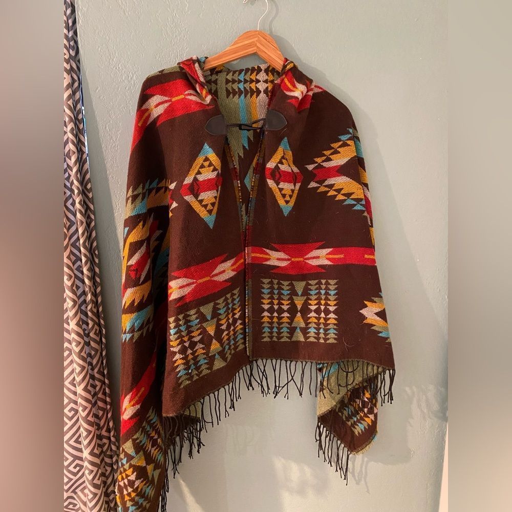 Reversible western-inspired hooded poncho O/S